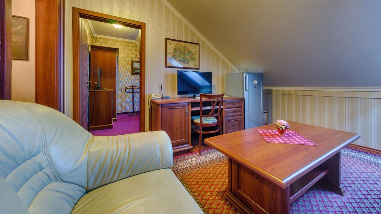 Hotel Tevel Sladkovicovo Eksteriør billede